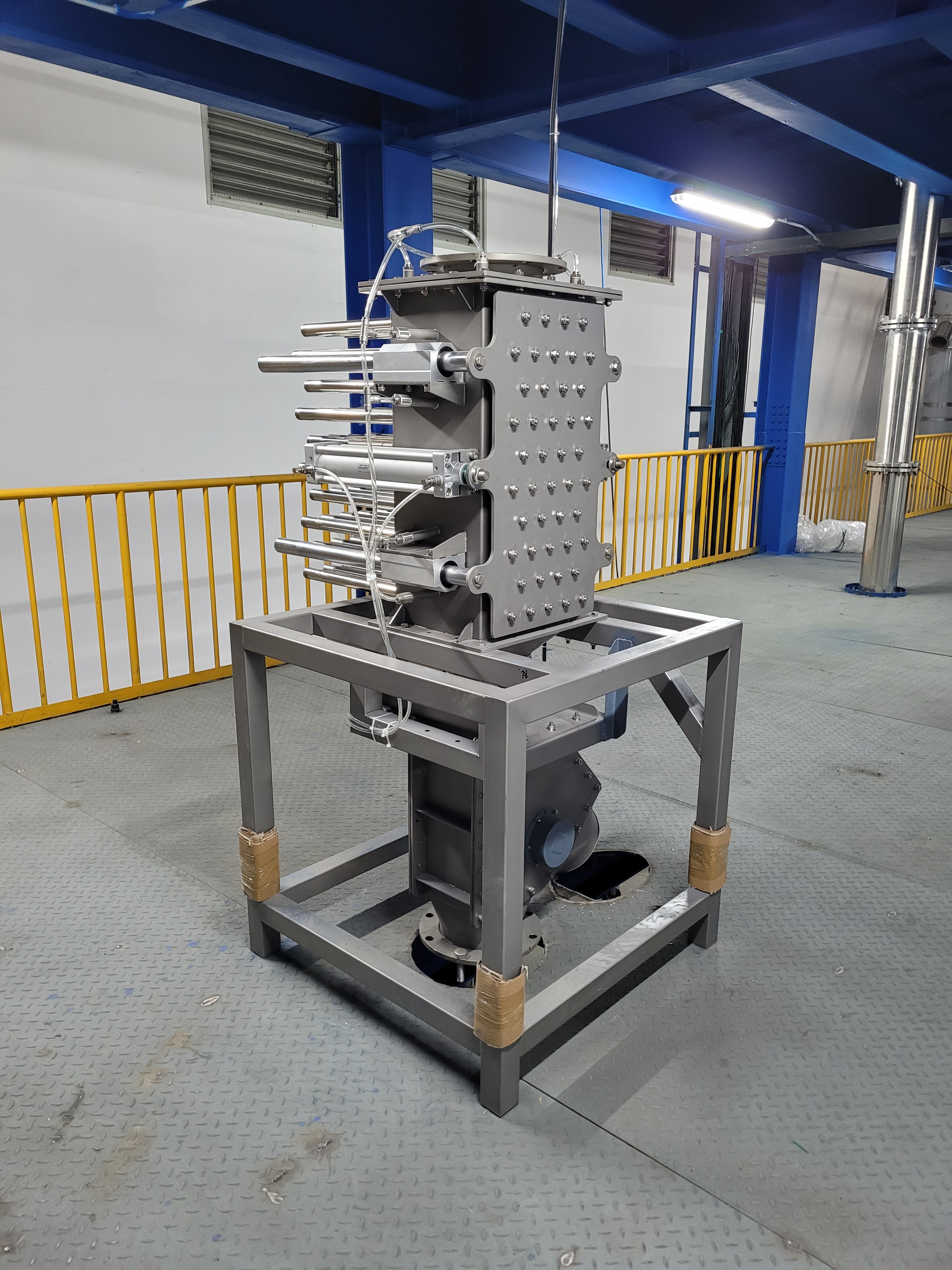 मिर्च पाउडर उत्पादन में लौह अशुद्धियों के खतरे और चुंबकीय विभाजकों की मुख्य भूमिका